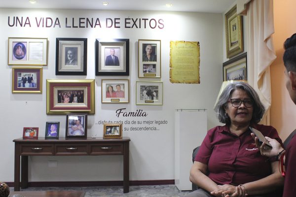 Comunidad educativa recorre museo en honor al doctor José Mauricio Loucel