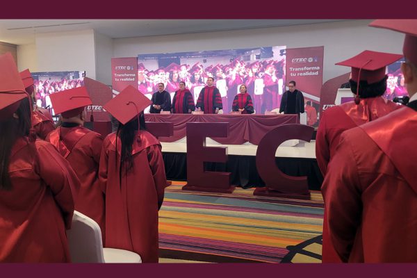 UTEC gradúa a más de mil profesionales de diversas carreras