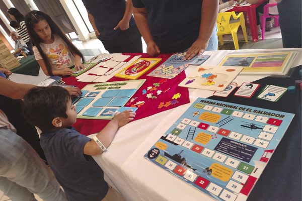 UTEC impulsa la innovación educativa en la Feria de Maletas Lúdicas
