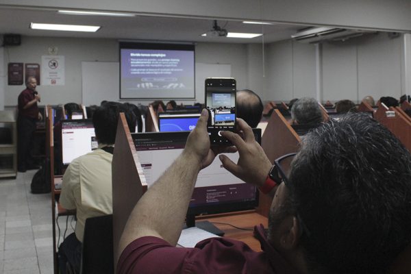 Docentes de la Facultad de Ciencias Sociales inician diplomado en inteligencia artificial